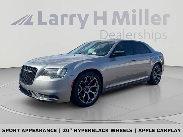2018 Chrysler 300 Touring