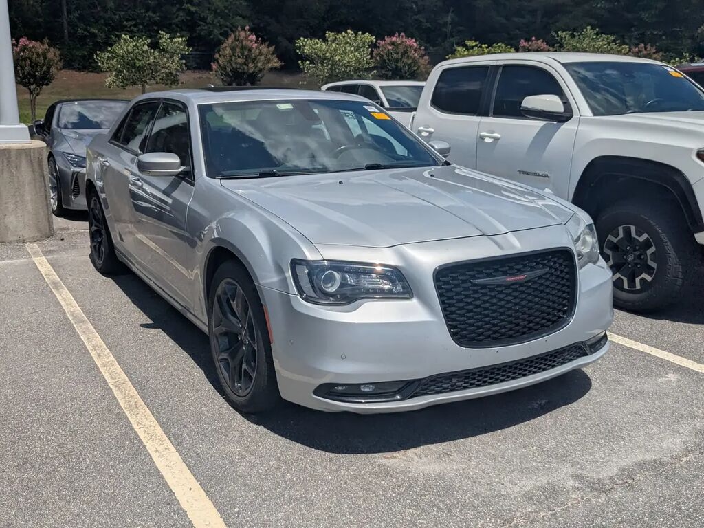 2022 Chrysler 300 S V6
