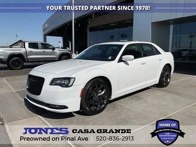 2023 Chrysler 300 S V6 — photo 1 of 13