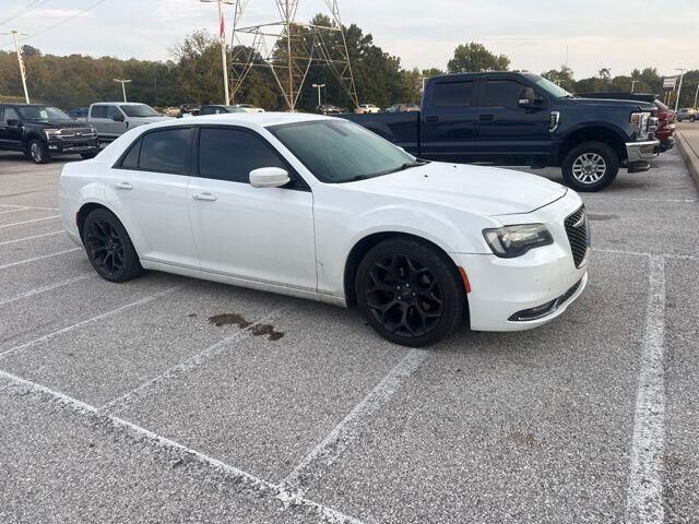2019 Chrysler 300 S
