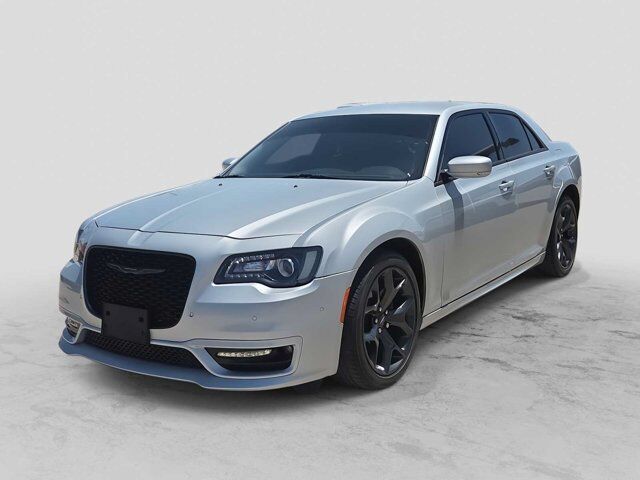 2023 Chrysler 300 Touring L