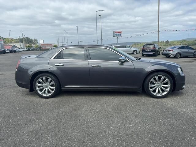 2019 Chrysler 300 Limited