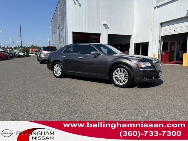 2013 Chrysler 300 C John Varvatos Luxury Edition