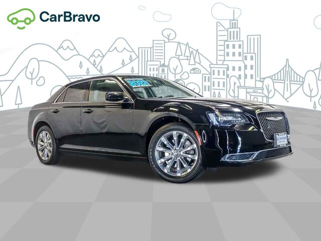 2023 Chrysler 300 Touring AWD