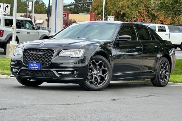 2021 Chrysler 300 Touring