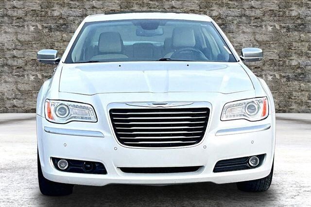 2013 Chrysler 300 C Luxury Series