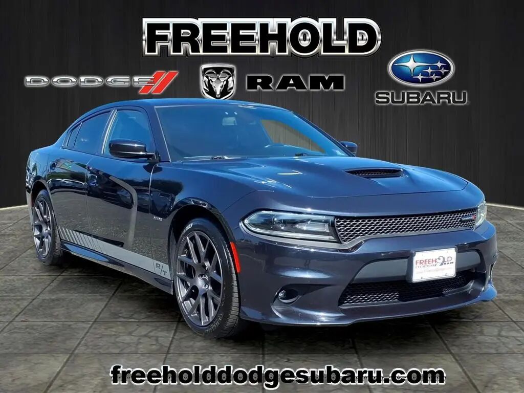 2019 Dodge Charger R/T — photo 1 of 13