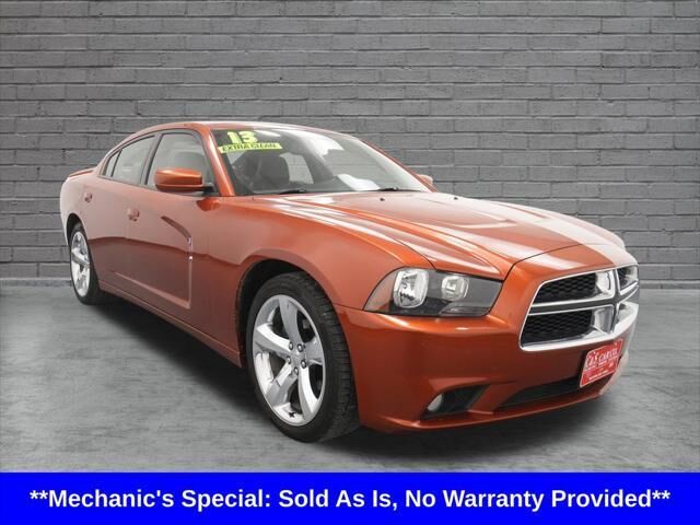 2013 Dodge Charger SXT Plus — photo 1 of 13