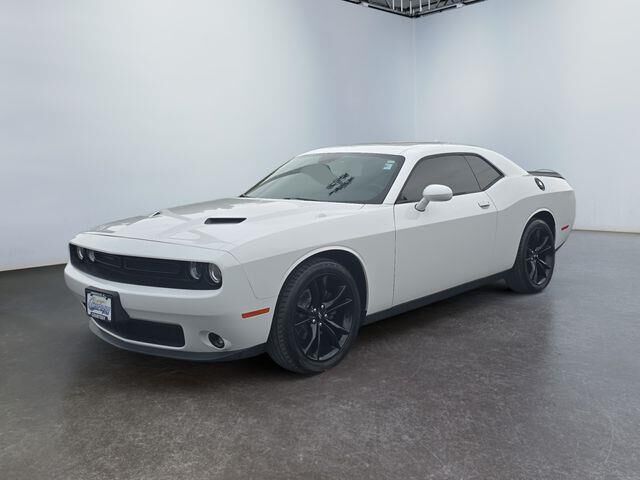 2017 Dodge Challenger SXT