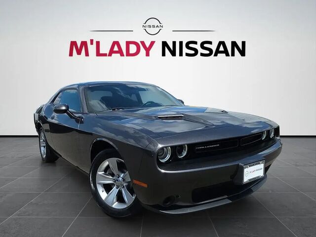 2022 Dodge Challenger SXT