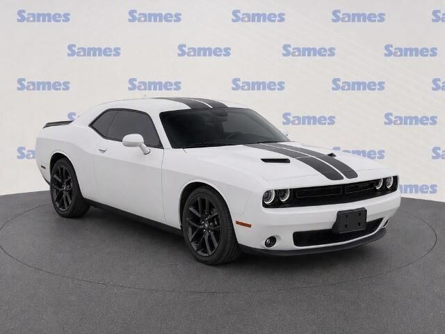 2022 Dodge Challenger SXT