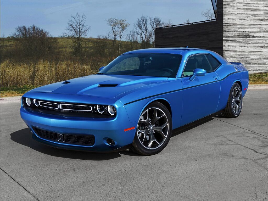 2018 Dodge Challenger R/T — photo 1 of 13