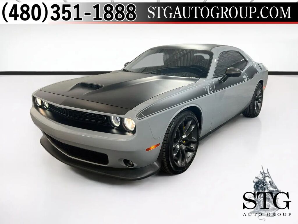 2020 Dodge Challenger R/T — photo 1 of 13