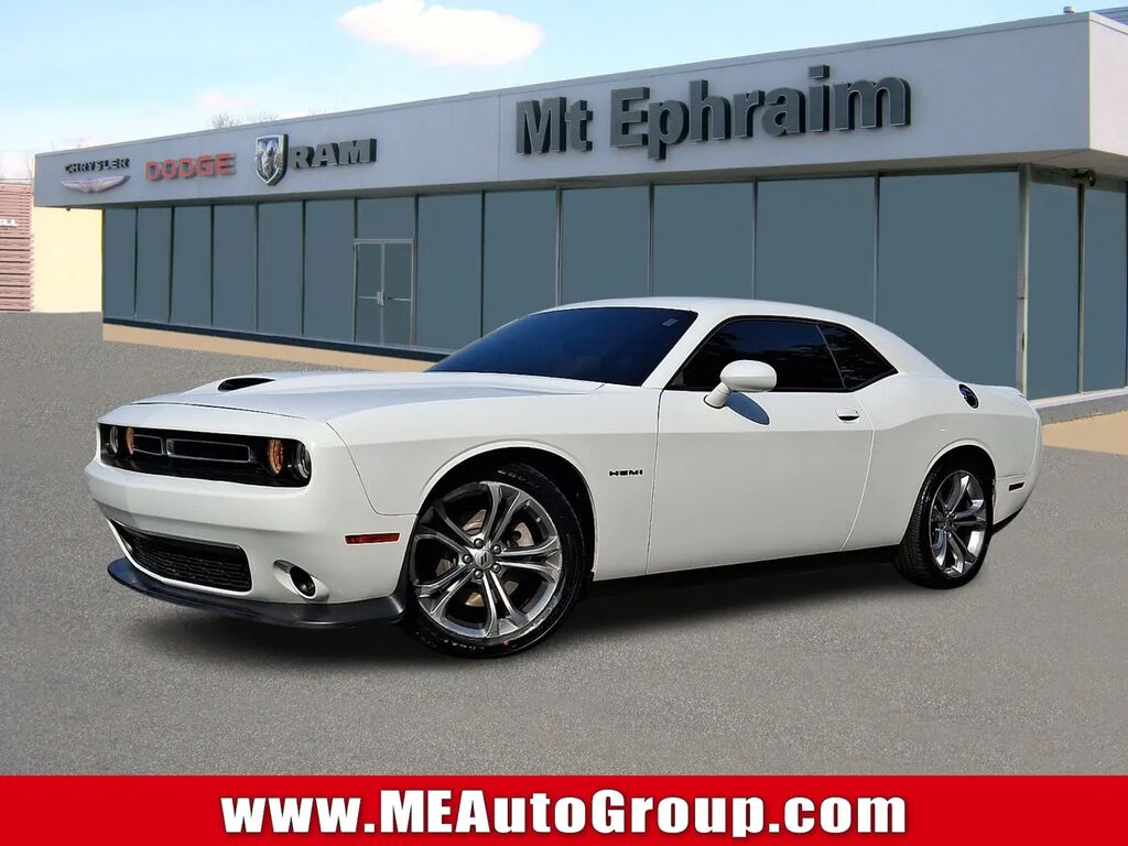 2022 Dodge Challenger R/T — photo 1 of 13