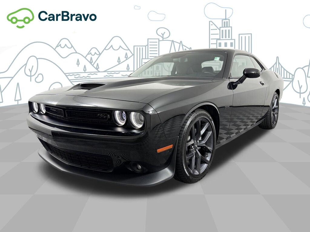 2023 Dodge Challenger R/T — photo 1 of 7