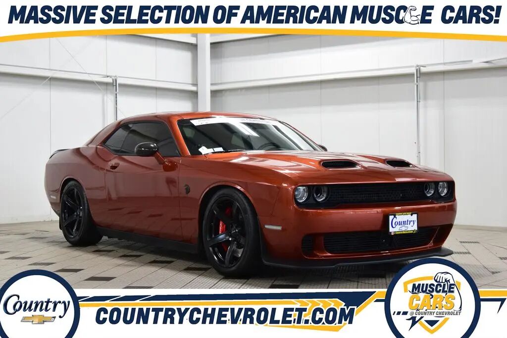 2022 Dodge Challenger SRT Hellcat — photo 1 of 11