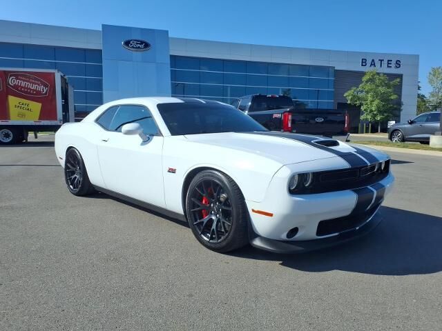 2016 Dodge Challenger SRT 392