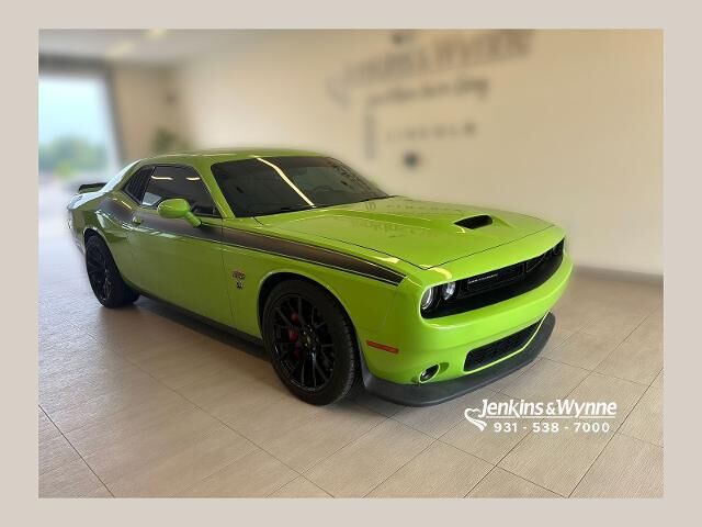 2015 Dodge Challenger SRT 392