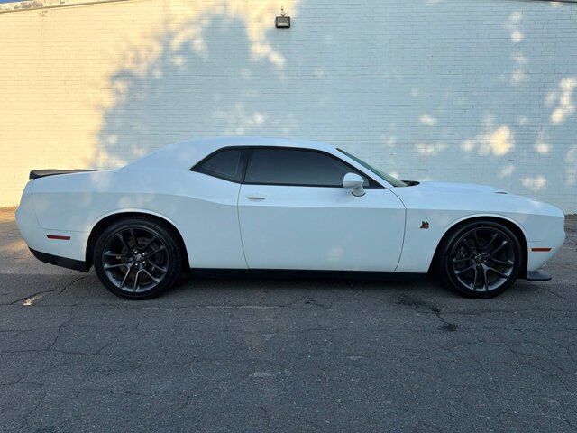 2023 Dodge Challenger R/T Scat Pack — photo 1 of 13