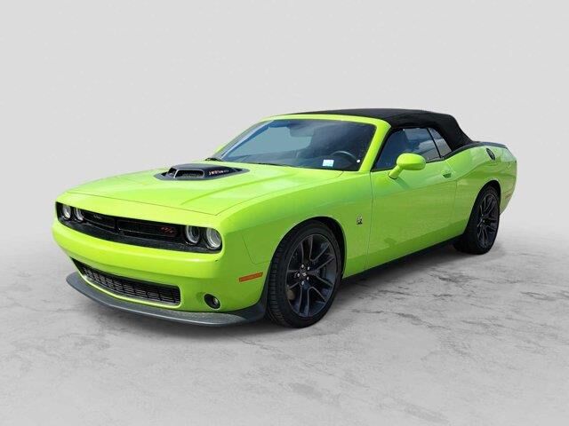 2023 Dodge Challenger R/T Scat Pack — photo 1 of 13