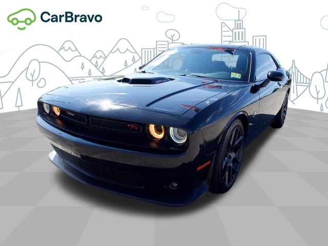 2016 Dodge Challenger 392 Hemi Scat Pack Shaker