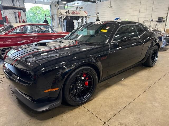2023 Dodge Challenger R/T Scat Pack — photo 1 of 13