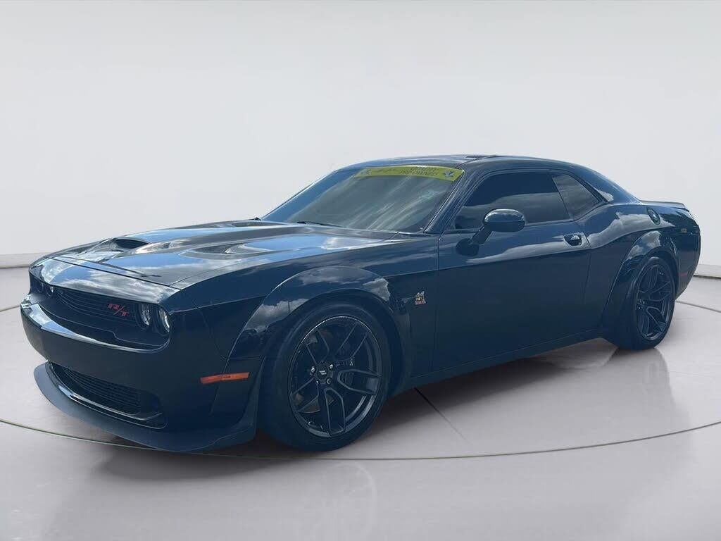 2022 Dodge Challenger R/T Scat Pack — photo 1 of 1