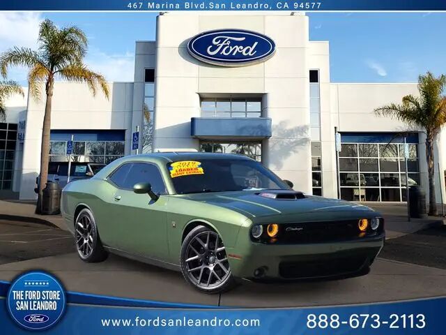 2019 Dodge Challenger R/T Scat Pack — photo 1 of 12