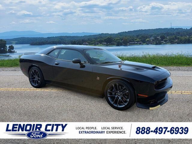 2023 Dodge Challenger R/T Scat Pack — photo 1 of 13