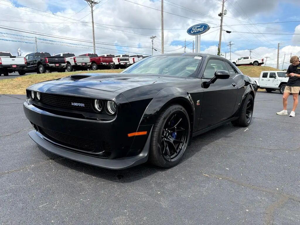 2023 Dodge Challenger R/T Scat Pack — photo 1 of 13