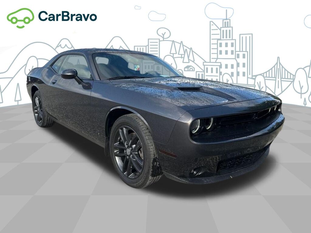 2019 Dodge Challenger SXT AWD — photo 1 of 1