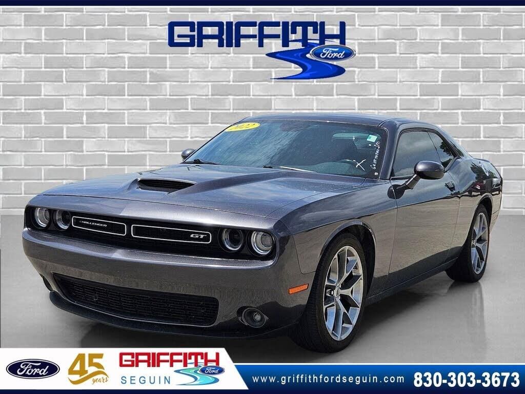 2022 Dodge Challenger GT — photo 1 of 1