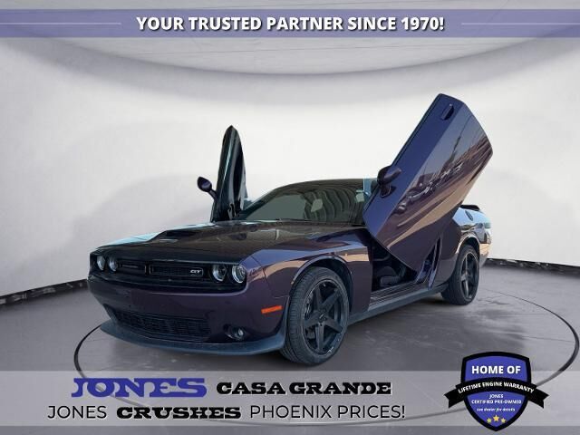 2022 Dodge Challenger GT — photo 1 of 13