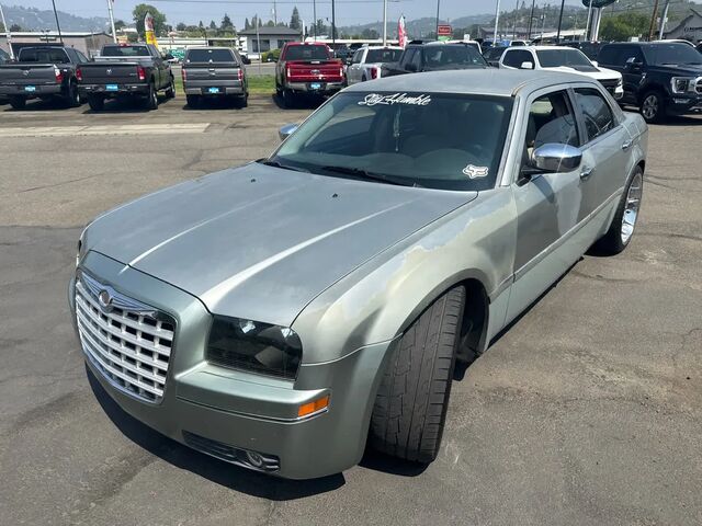 2005 Chrysler 300 Touring