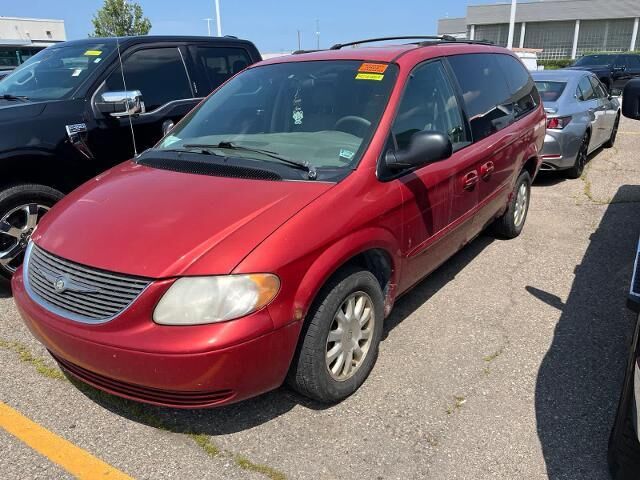 2003 Chrysler Town and Country EX