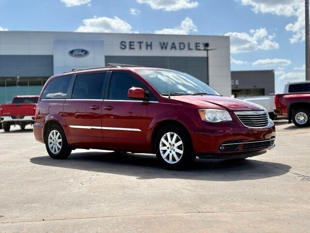 2014 Chrysler Town and Country Touring