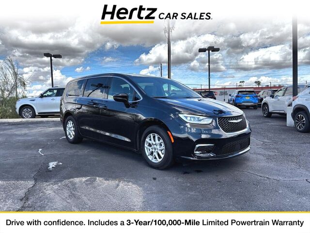 2025 Chrysler Pacifica Select