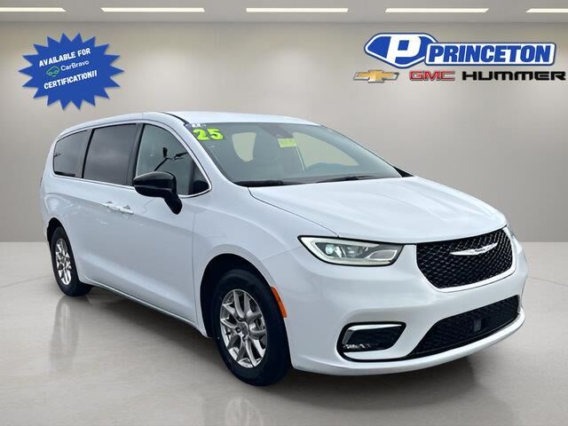 2025 Chrysler Pacifica Select