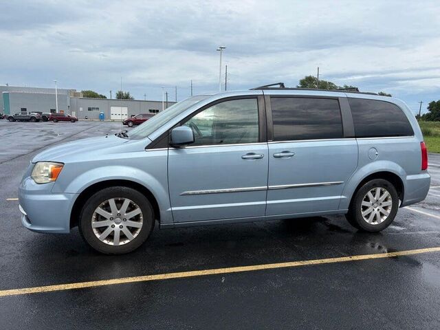 2013 Chrysler Town and Country Touring