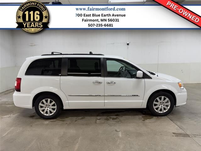2015 Chrysler Town and Country Touring