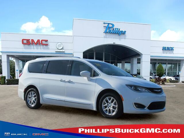2020 Chrysler Pacifica Touring L