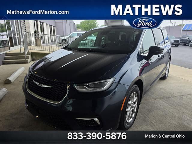2024 Chrysler Pacifica Touring L