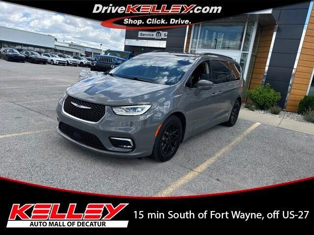 2022 Chrysler Pacifica Touring L