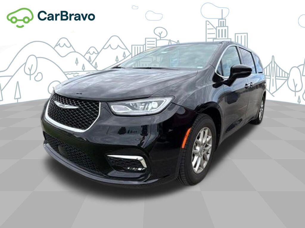 2025 Chrysler Pacifica Select — photo 1 of 2
