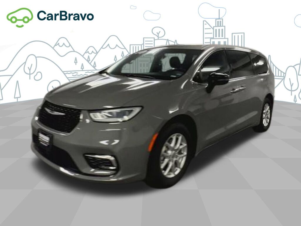 2025 Chrysler Pacifica Select — photo 1 of 6