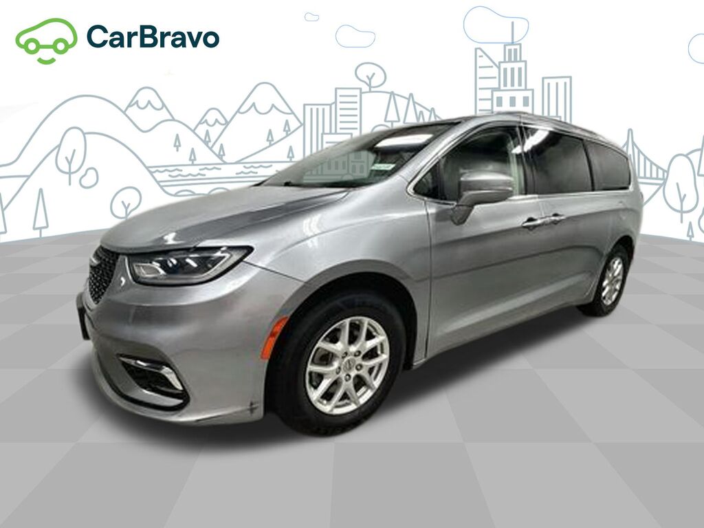 2021 Chrysler Pacifica Touring L — photo 1 of 7