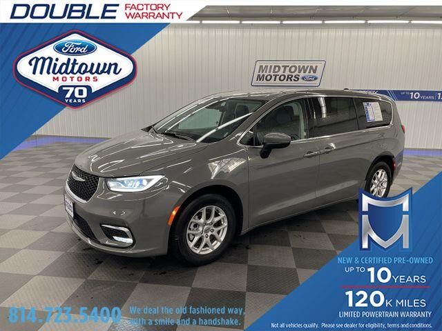 2023 Chrysler Pacifica Touring L
