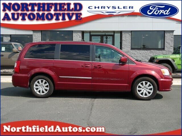 2014 Chrysler Town and Country Touring