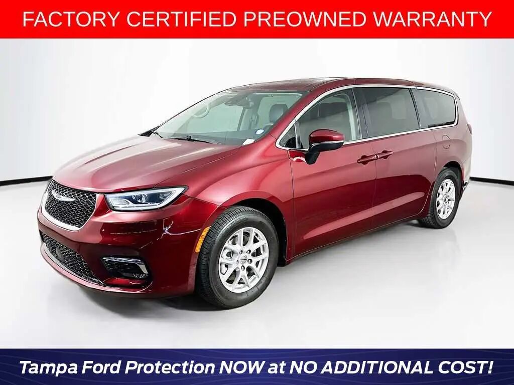 2023 Chrysler Pacifica Touring L