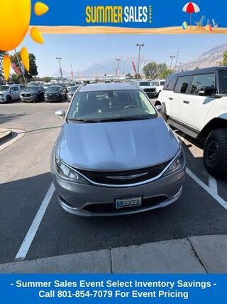 2020 Chrysler Pacifica Touring L